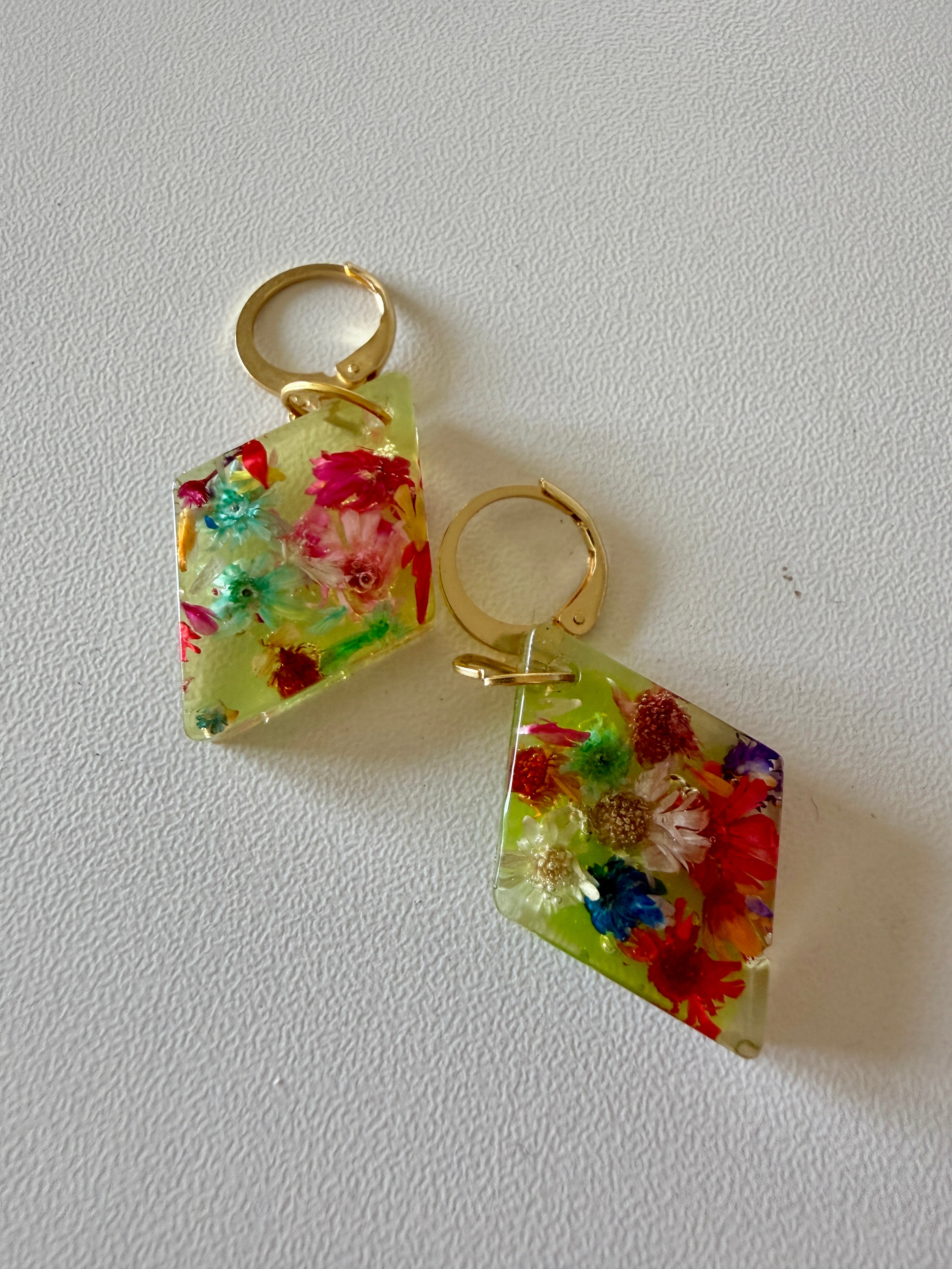 Pendientes en resina